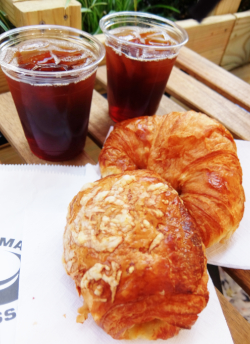 NYU学生街の雰囲気の良いカフェ、Madman Espresso（マッドマン・エスプレッソ）_b0007805_07164907.jpg