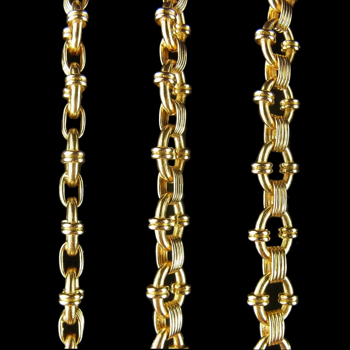 N.1440 フランスのソートワール ルネサンス時代様式 18金製