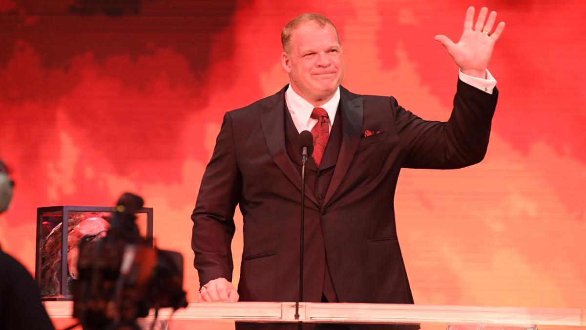 ケインがもうリングに上がることはないだろうと述べる - WWE LIVE HEADLINES