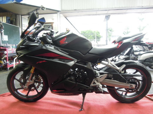 CBR250RR様の上物?ですやん!_f0056935_10185828.jpg
