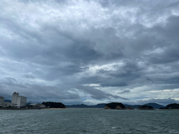 【チャリ旅47第三弾7:高松→小豆島 ?キロ(フェリー)】台風14号が接近!迷ったけど小豆島にステイするよ! 2021.9.17_b0002156_08034625.jpg