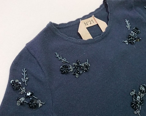 ビーズのお洋服と サロンのお花_a0264383_20005946.jpg