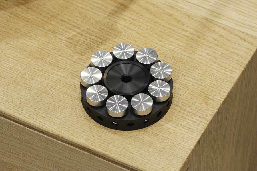 SAEC「SRS-9」レコードスタビライザー入荷_e0404728_11543122.jpg