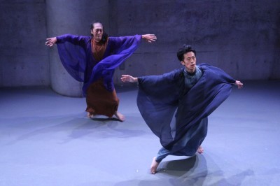 「ダンスブリッジ」第1弾・笠井瑞丈監修公演、詩情豊かな舞台となって幕となる_d0178431_16574403.jpg
