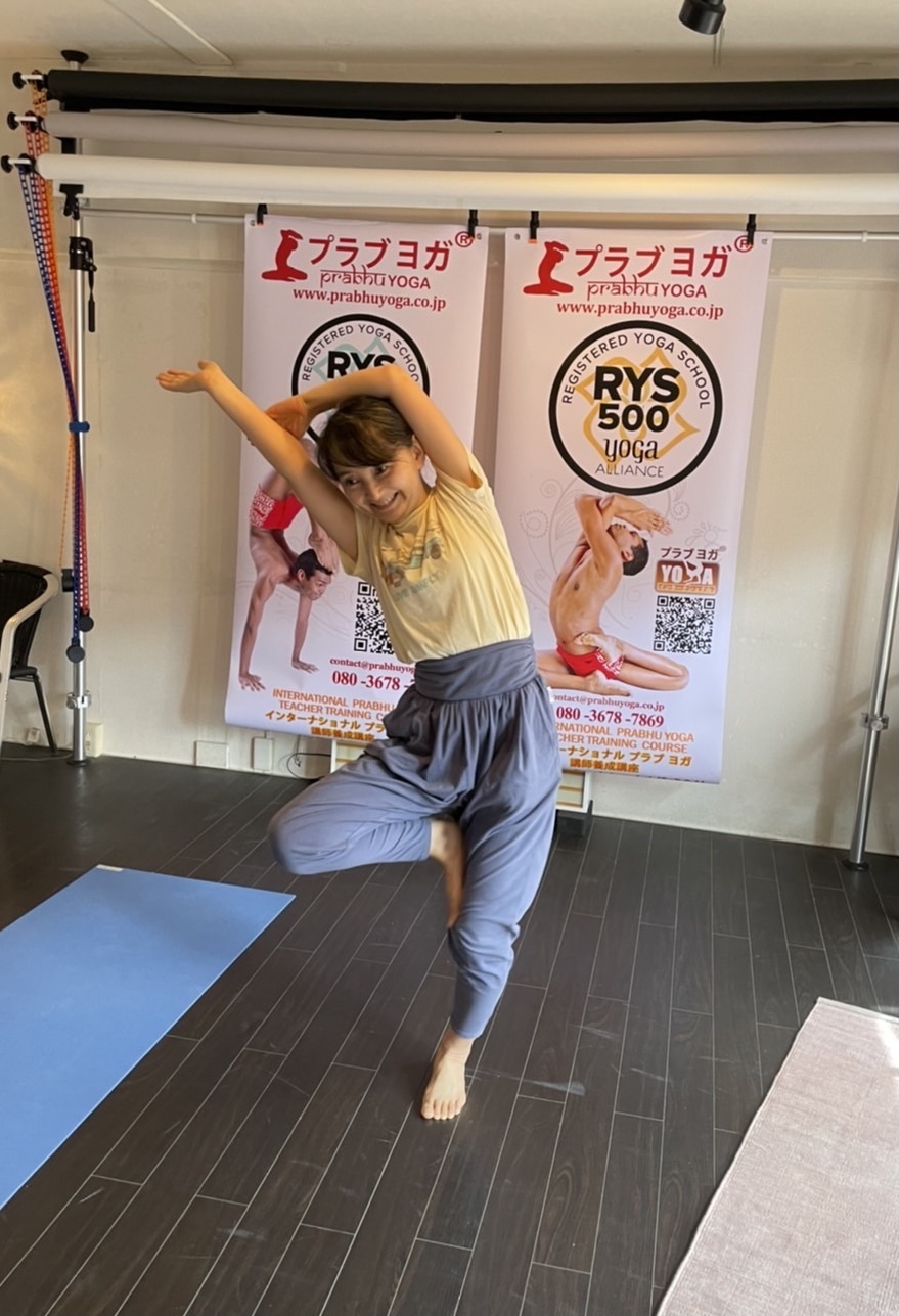 プラブヨガRYT300、14日間の10日目(美より実)_c0125114_20322538.jpeg