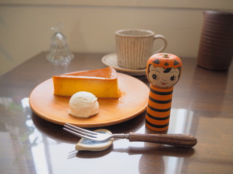 とろーりオムライスとかぼちゃぷりん:cafe Rural(西目屋村)_b0147224_23465842.jpg