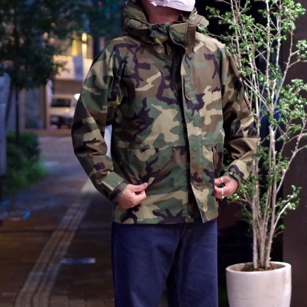 1990s US Army GEN1 ECWCS Gore-Tex Parka / Medium Short 1990s US Army GEN1 ECWCS Gore-Tex Parka / Medium Short
