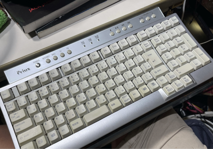 中古のキーボードを入手。漂白中… 完了_c0078490_20102142.jpg