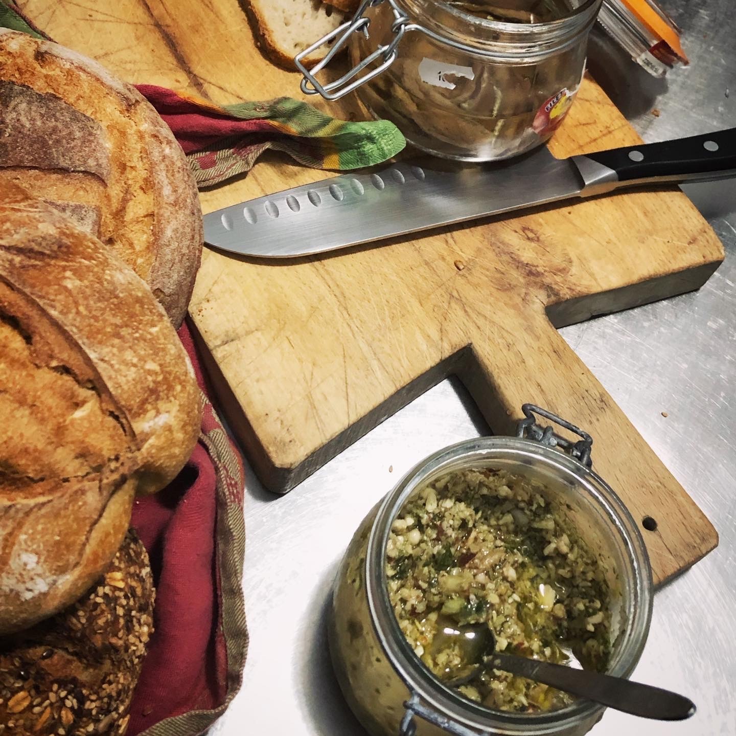 Un Chef A La Mer ! アン・シェフ・ア・ラ・メール ローカルな地中海レシピ『サウスン』をご紹介!_a0231632_23052035.jpeg