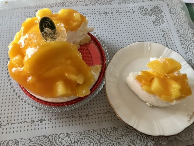 【フリュイ ド マンゴー】新宿高野の出張販売_b0009849_21242689.jpeg