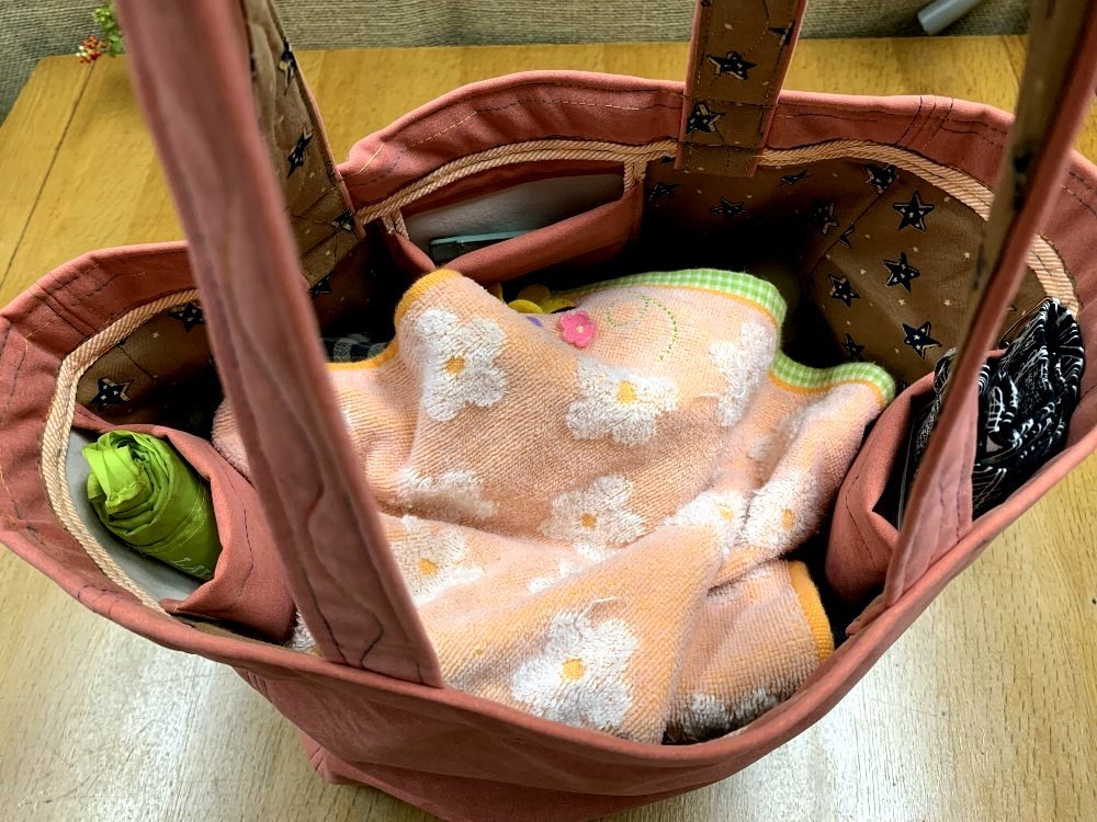 ☆仕事に持って行くバッグがだいぶ疲れて来たので☆_c0092953_00073644.jpg