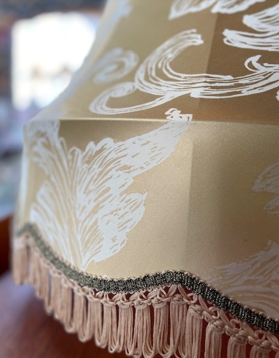 フロアスタンド用のランプシェードを張り替えました by interior styling of bright_c0157866_00215097.jpg
