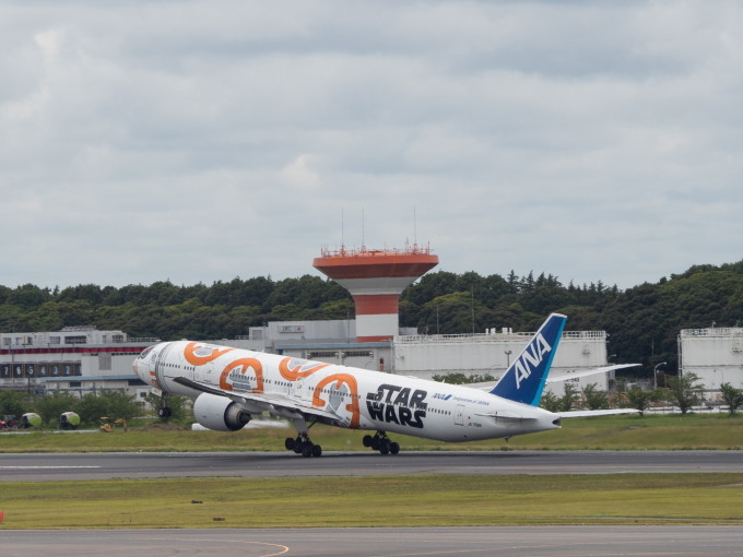 6月某日、ジェットスターで成田空港と航空機を見学(2)_f0276498_23032544.jpg