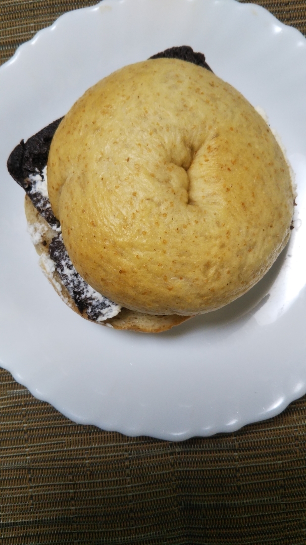 エンカフェ 生チョコホイップクリームサンド C ｂ ケーキバイキング ベーグルな日々