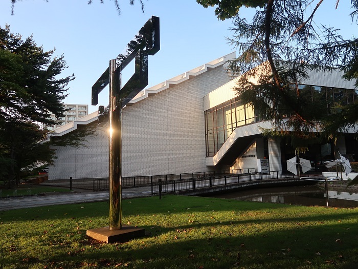 街角美術館 北海道立近代美術館 野外彫刻 : ワイン好きの料理おたく 雑記帳