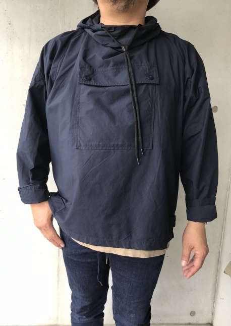 既に「残り2枚」 ROYAL NAVY Military ANORAK HOODY_d0152280_08480522.jpeg