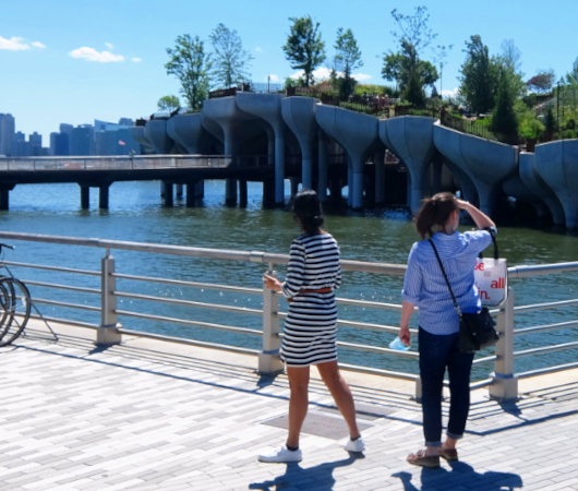 水上公園リトル・アイランドのチューリップ型コンクリート杭の建築美を愛でる_b0007805_06480591.jpg