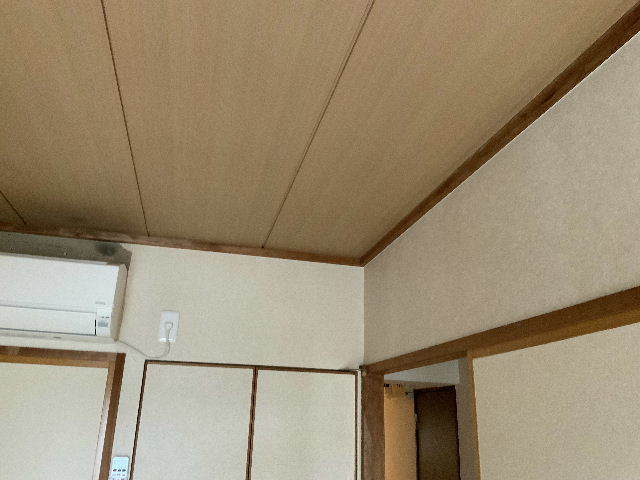 Y物件3日目・雨漏り現場とリフォーム現場_f0031037_19141375.jpg