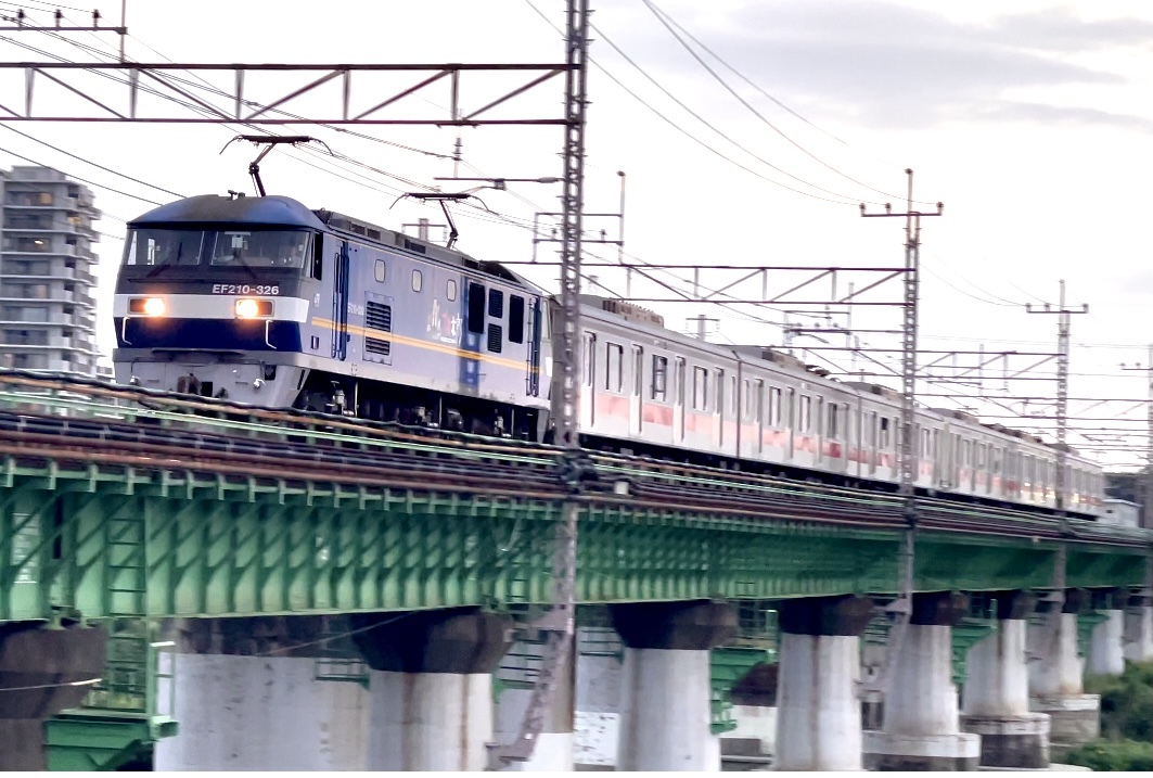 撮り鉄 多摩川デビュー♪(東急5080系甲種輸送)_c0212604_18593093.jpeg