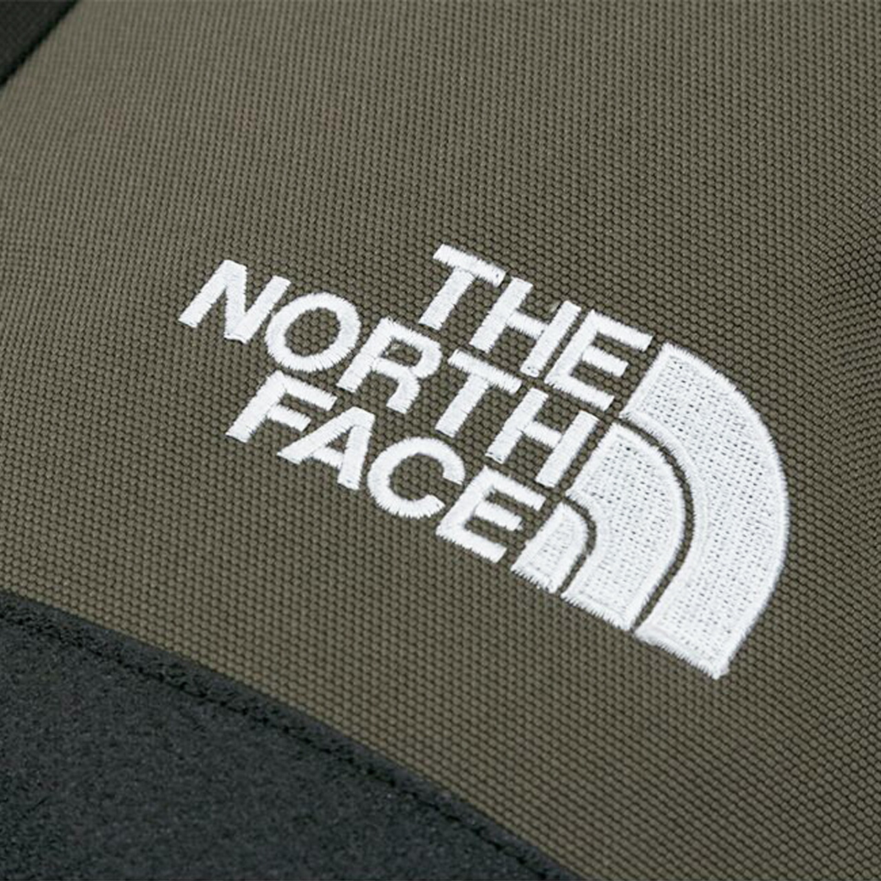 THE NORTH FACE [ザ・ノース・フェイス] Fieludens Gear Tote L[NM82008]_f0051306_07540999.jpg