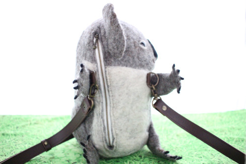 コアラのショルダーバッグ : Wool 120%