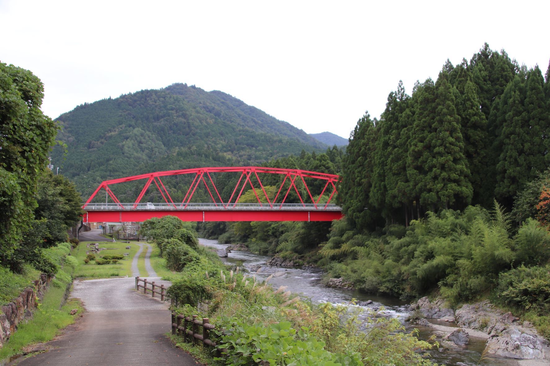 美山散策1　安掛の赤橋からスタート_e0048413_17490498.jpg