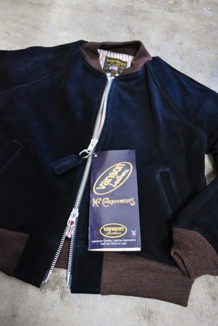 Vanson SUEDE LEATHER ZIP JACKET アメリカ或る在る・・・★★_d0152280_13320328.jpg