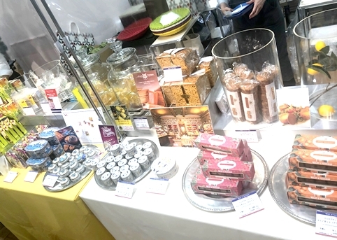 フランス展へ♪_f0305451_21481830.jpg