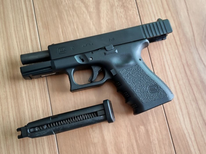 東京マルイ・グロック19 サードジェネレーション : 燃やせない 東京マルイ・グロック19 サードジェネレーション : 燃やせない