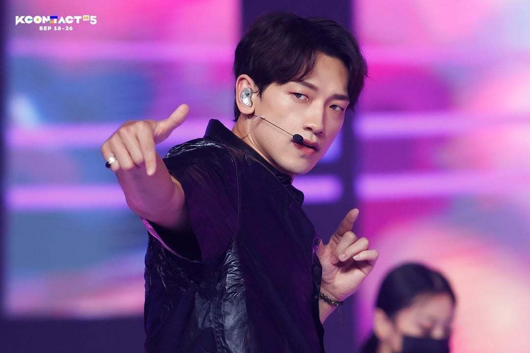 RAIN　KCON:TACT HI 5_c0047605_08272746.jpg
