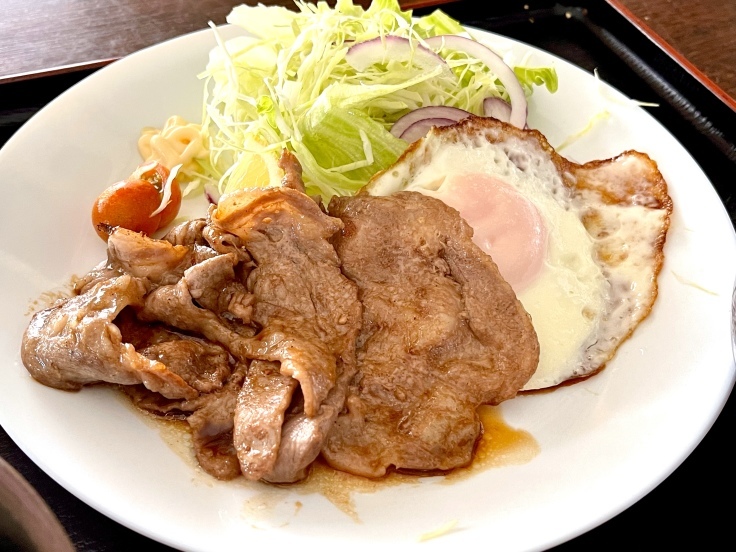 ランチは焼肉定食!!本日、家出してます!^^_c0212604_12575088.jpeg