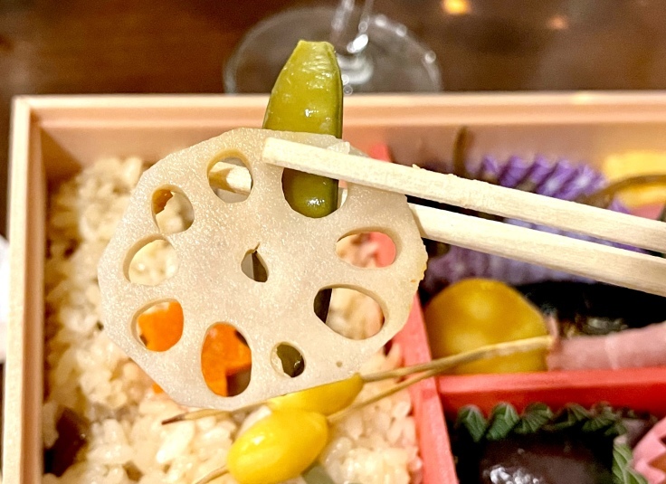 松茸ごはん弁当 & 甲州スパークリング_c0212604_19264995.jpeg