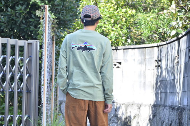 \"patagonia\"<<FITZ ROY TROUT RESPONSIBILI Tee>>new in!!!!!_c0167336_12102276.jpg
