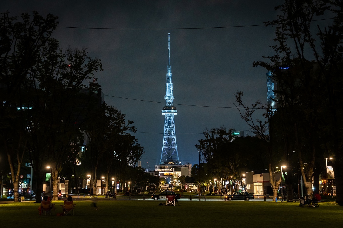 夜が訪れた東桜_d0353489_22151969.jpg