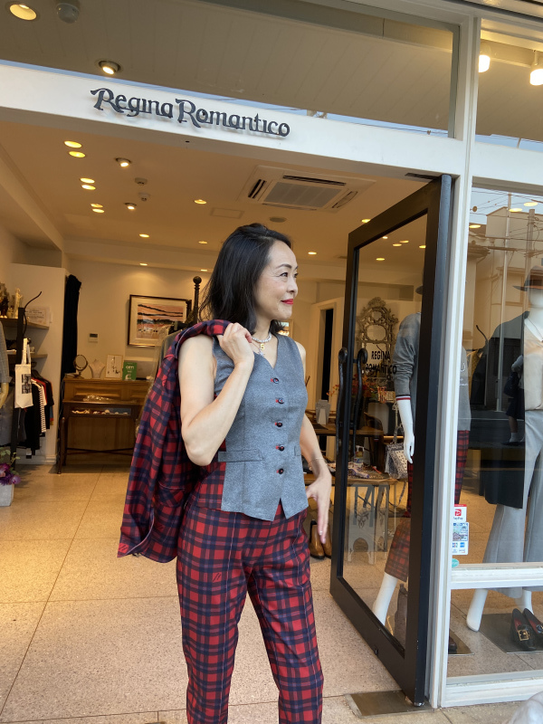 REGINA ROMANTICO チェックジャケット パンツ セットアップ 人気のパンツスーツ✨ : REGINA ROMANTICO OFFICIAL BLOG