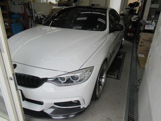 ハウエース&BMW_c0360321_20402437.jpg