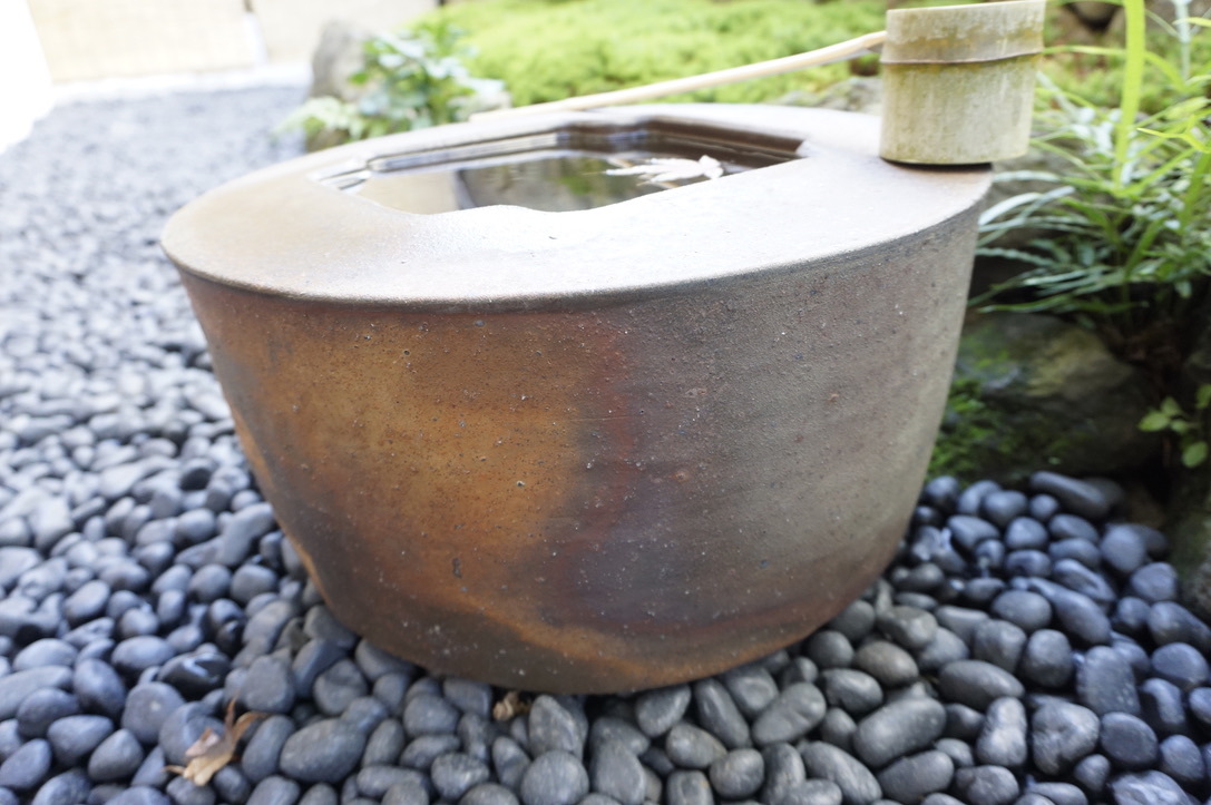 上野剛児展 三日目 つくばい _b0132442_17365276.jpeg