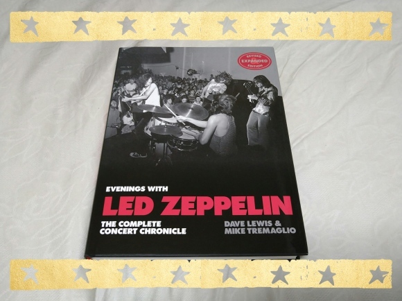 Dave Lewis, Mike Tremaglio 著 / Evenings With Led Zeppelin: The Complete Concert Chronicle_b0042308_18083382.jpg