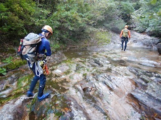 神の領域へ再び…明神洞遡行_c0359615_14471707.jpg