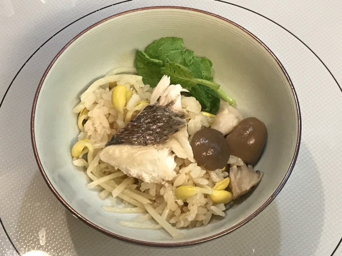 脂ののった天然タイで鯛めしを作ります_b0100062_06453134.jpeg
