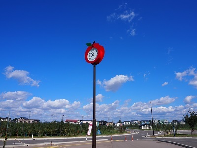 弘前市りんご公園で「りんご?」を探せ!_d0131668_16333306.jpg