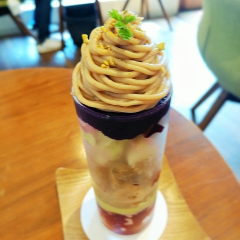 北九州市 Kurocafe 福岡の栗パフェ