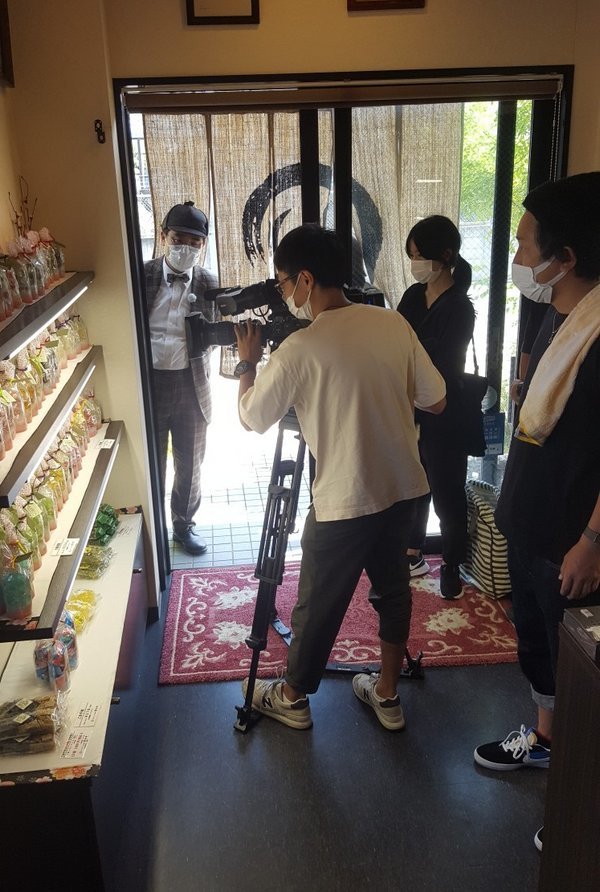 本社へよんチャンTV「京都のれん探偵」の取材がありました。_d0113187_19422064.jpg