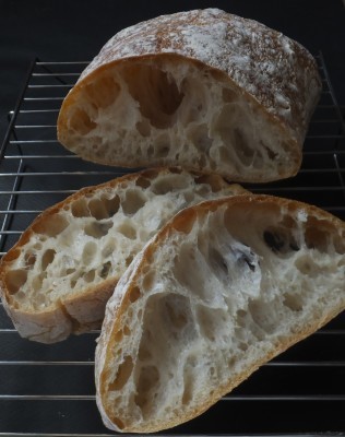 Pain de Lodève パン ド ロデ~ヴ!_a0161408_13372055.jpg