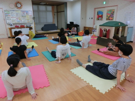 2021.10.12   リラックスヨガ_f0142009_13251432.jpg
