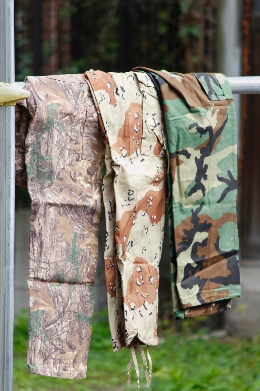 BlessU 迷彩カーゴパンツ BLESS Ü迷彩柄デニム カーゴパンツ 【公式通販】