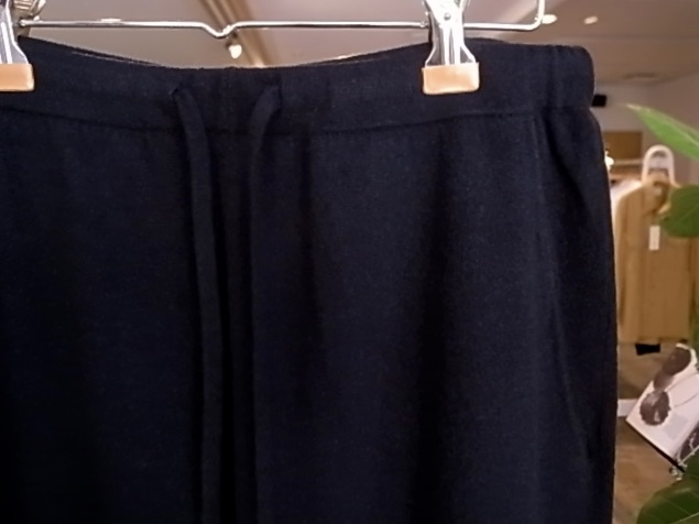 COMOLI カシミヤ ニットパンツ : TRUNK COMOLI カシミヤ ニットパンツ : TRUNK