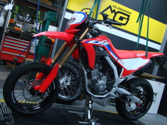 Crf250lモタード化させて頂きました モタードに強い 大阪の愉しいバイクショップｇｌｉｄｅｒｉｄｅのブログ