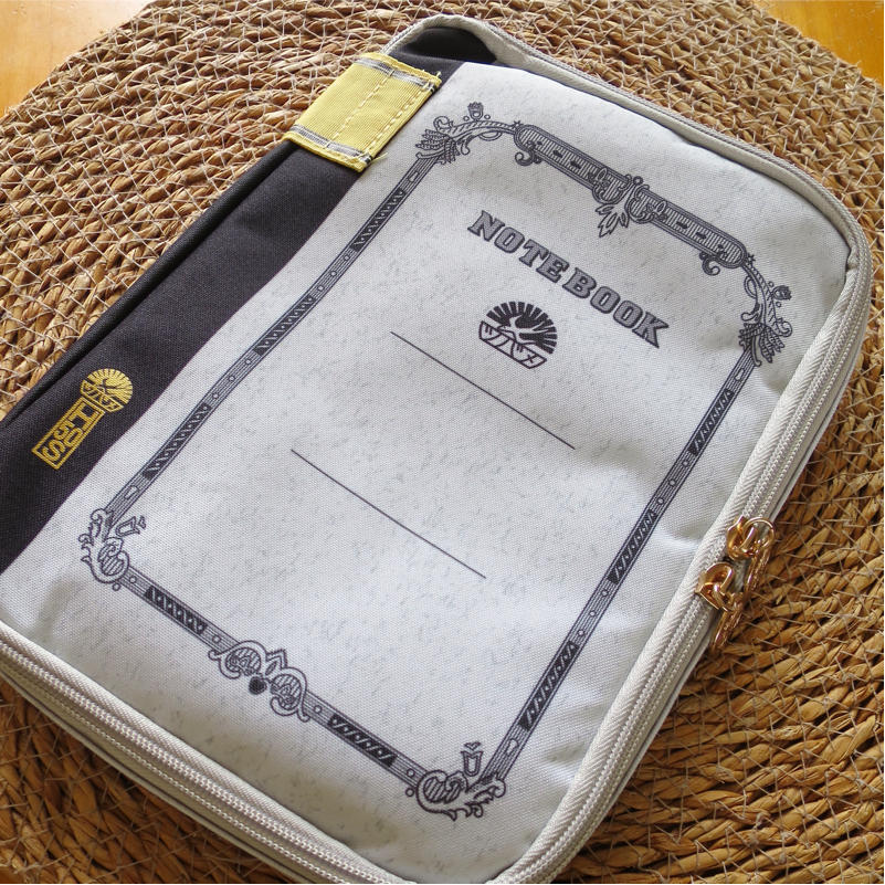 ツバメノートのマルチケースは買うしかなかった_c0060143_21340239.jpg