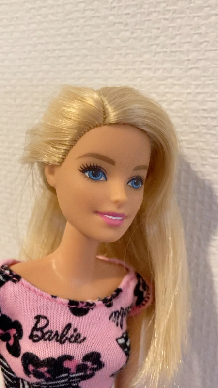 バービー CUT & ディスカウント STYLE Barbie ブルネットヘア [未開封